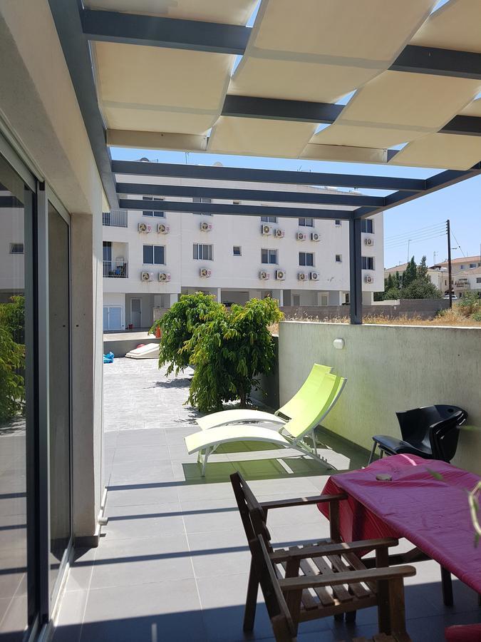 Palms Resort Apartments Alethriko Exterior foto